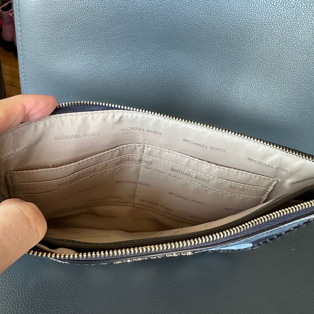 Michael Kors Daniela Floral Patchwork Clutch - image 6